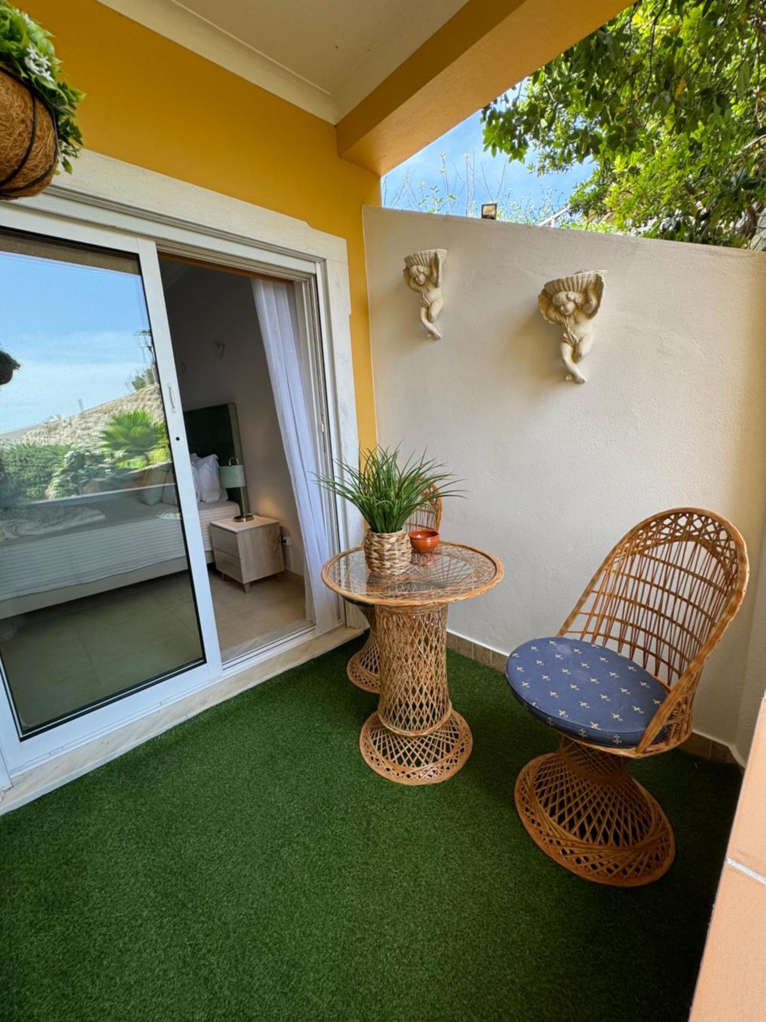 Lucie Lime Guesthouse Praia Da Luz Экстерьер фото