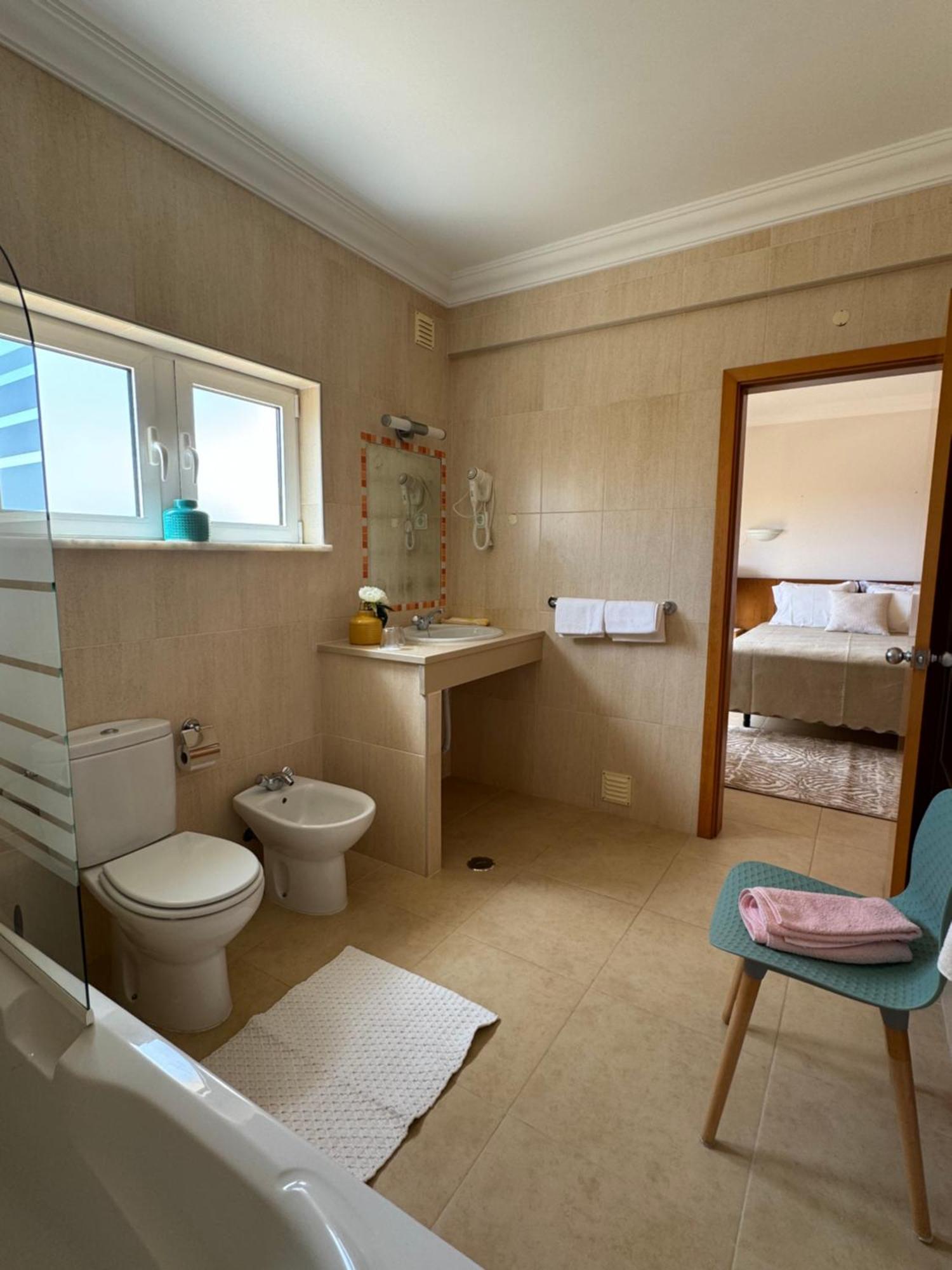 Lucie Lime Guesthouse Praia Da Luz Экстерьер фото