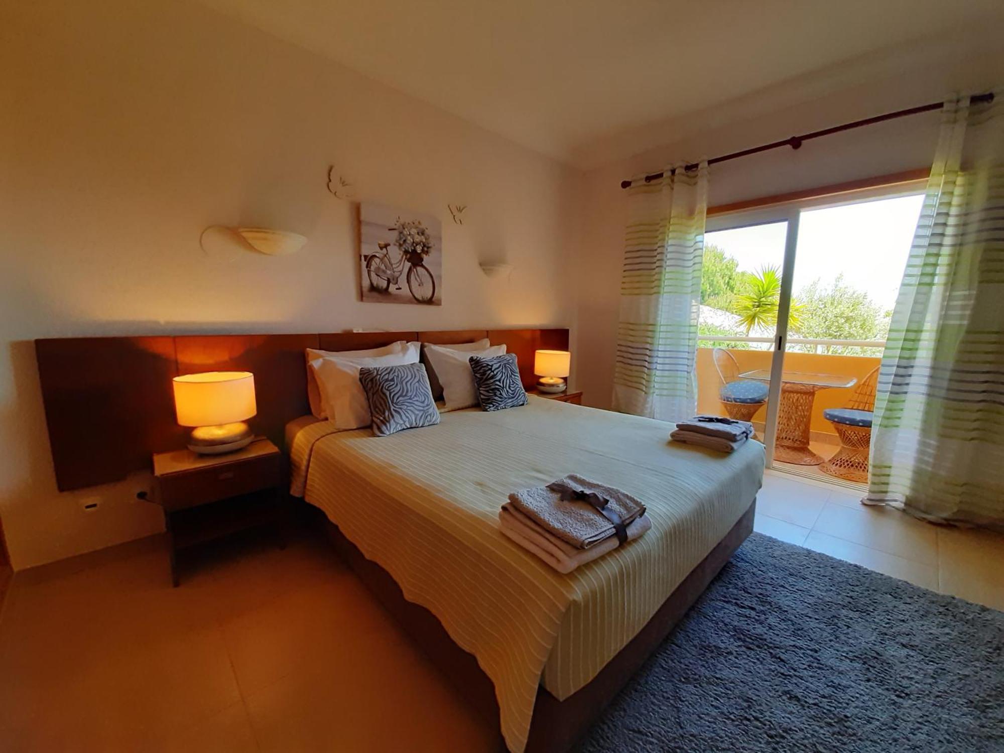 Lucie Lime Guesthouse Praia Da Luz Экстерьер фото