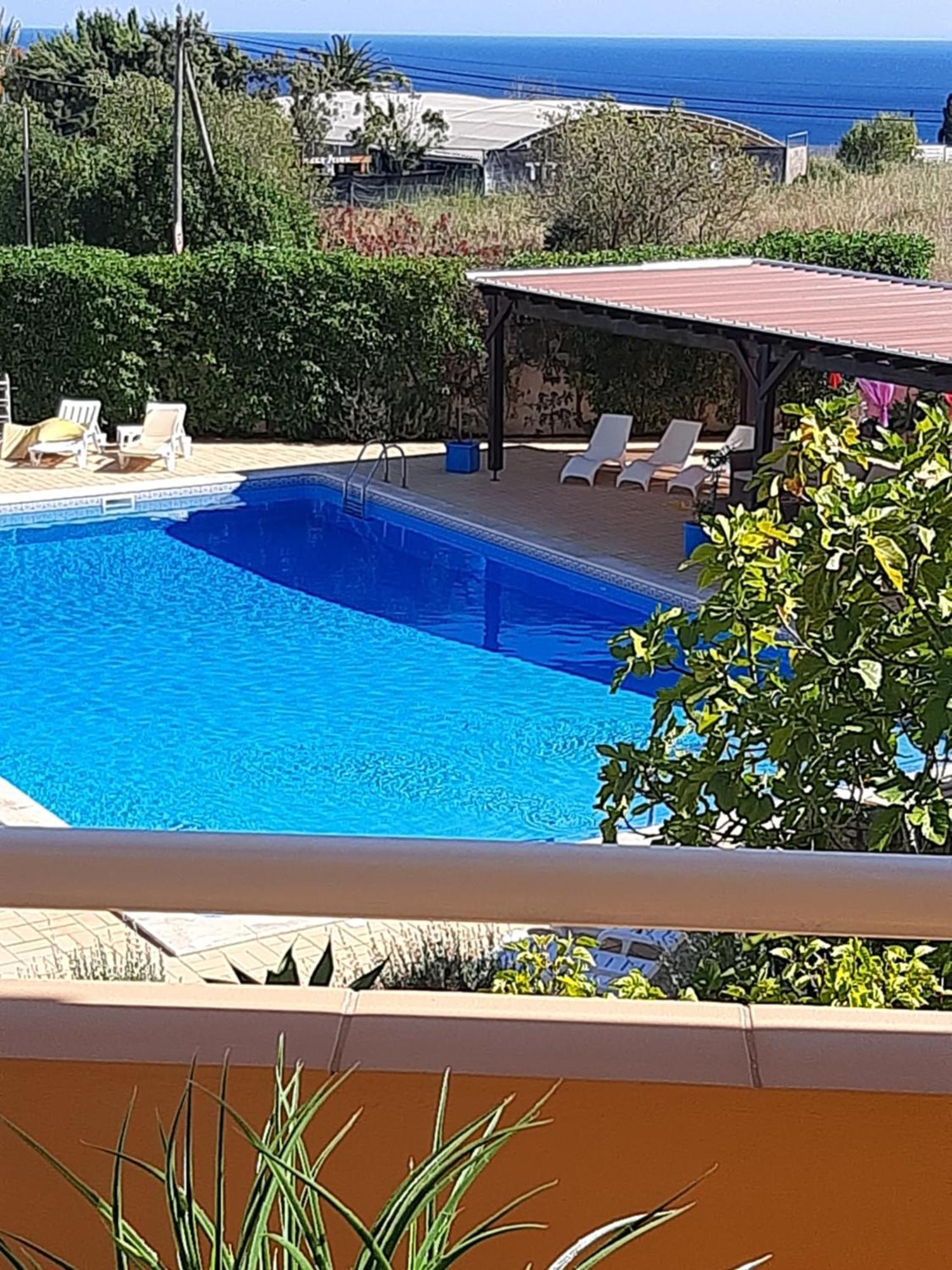 Lucie Lime Guesthouse Praia Da Luz Экстерьер фото